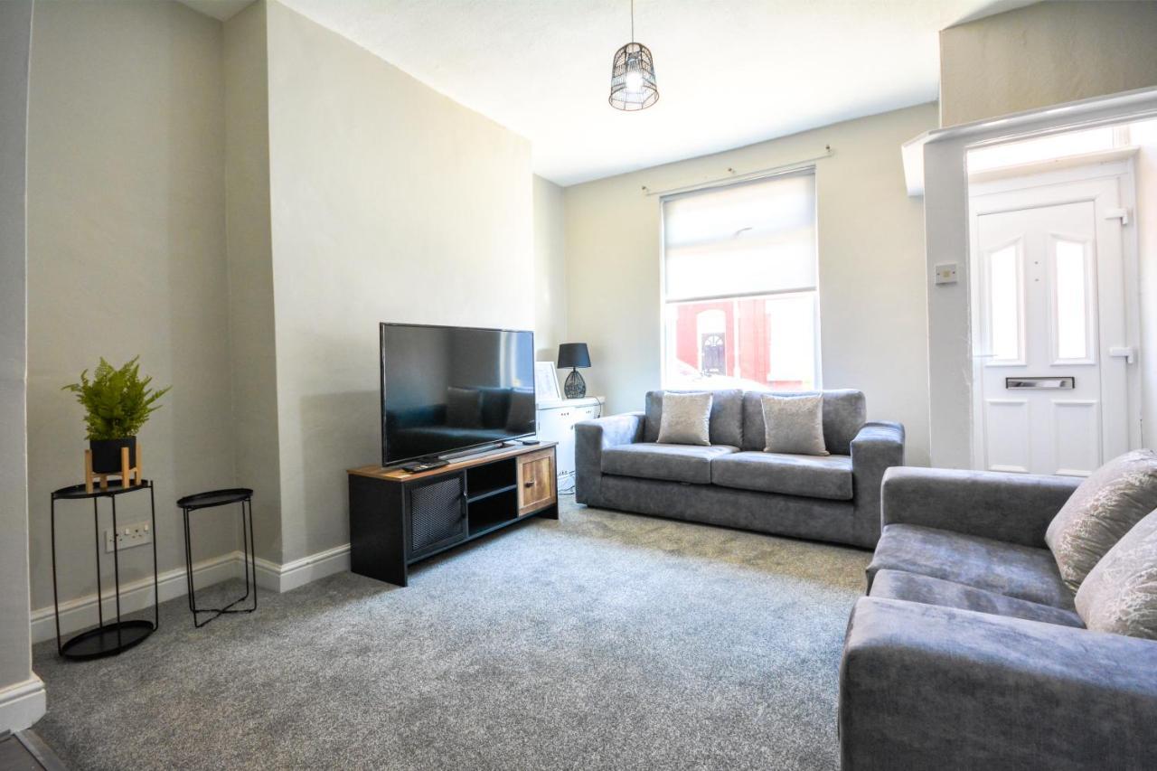 Holiday home With Alexandra - Free Parking - Free Wifi Superb Location *